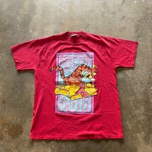 Vintage Pooh Tigger Graphic T-Shirt Disney Cartoon Red Adult Cotton Tee‎